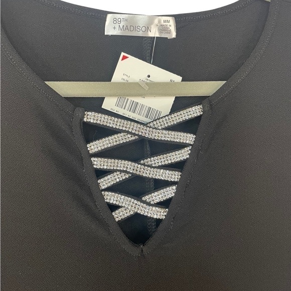 89th & Madison black embellished top. Blingy neckline and pretty! Womens Medium. - Picture 2 of 4